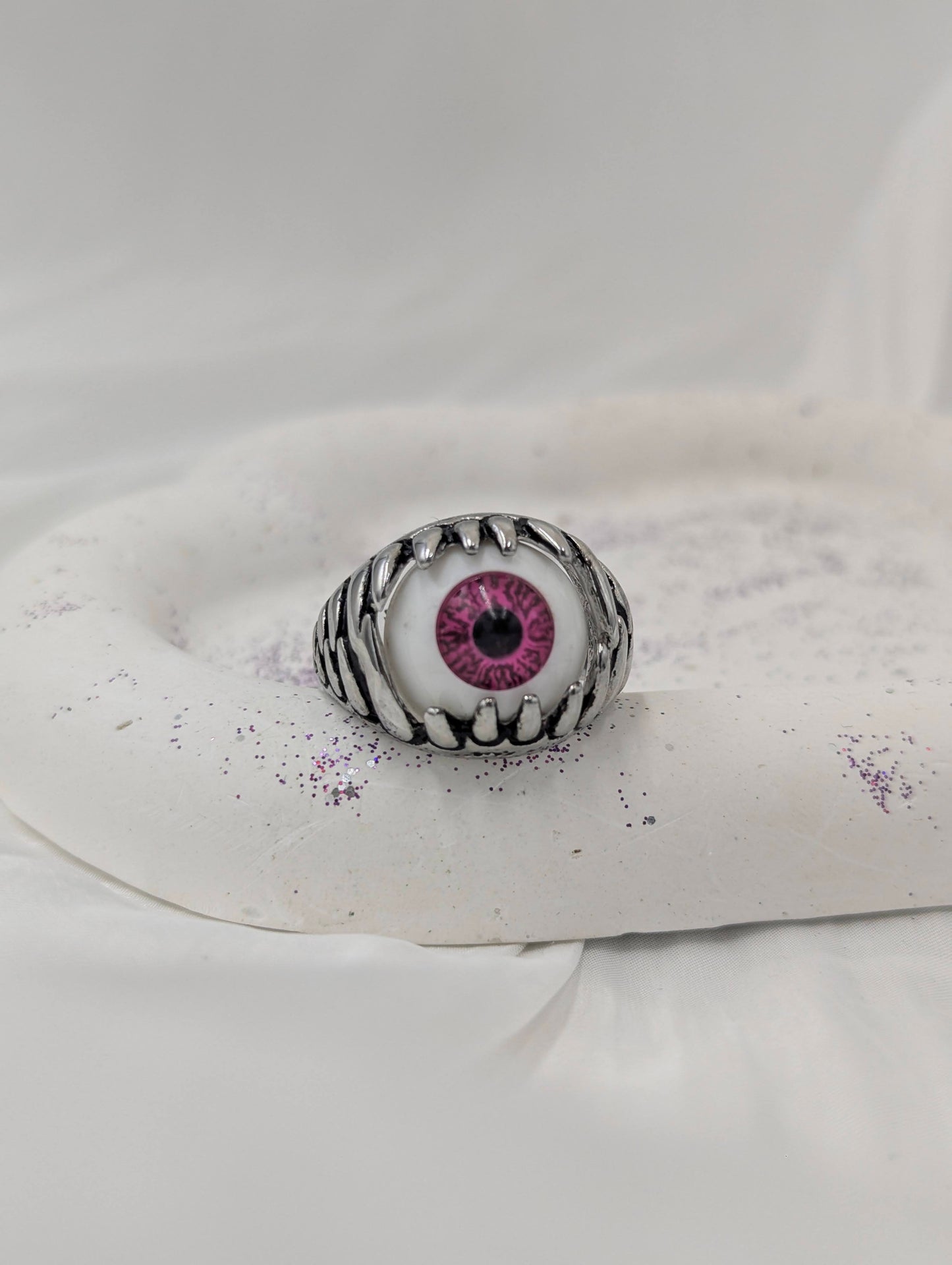 Iris Ring (size 11)