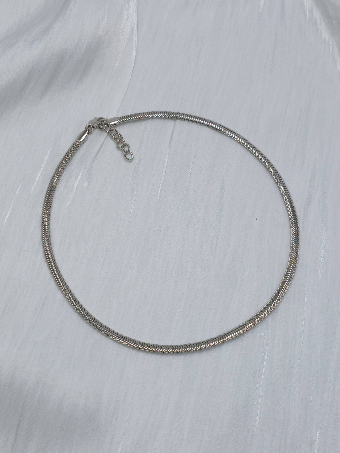 Cord necklace