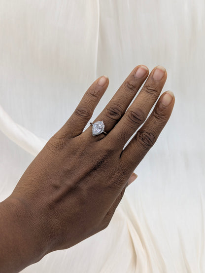 Lily Ring (size 7)