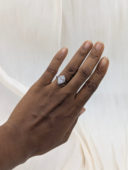 Lily Ring (size 7)