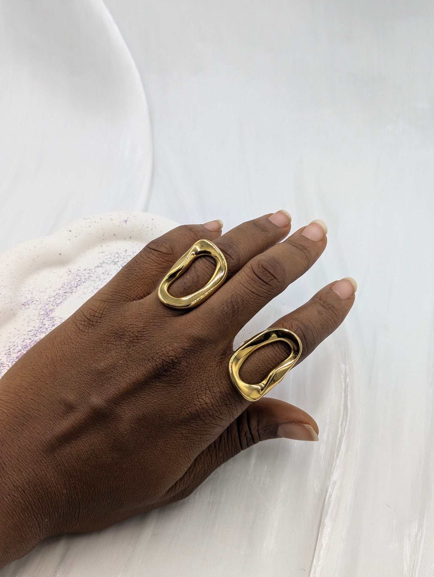 Abstract Ring (size 8-9)