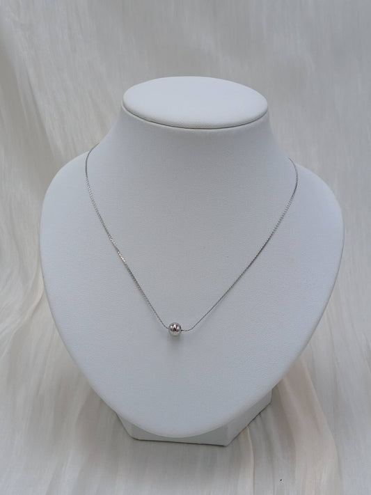 Ball necklace