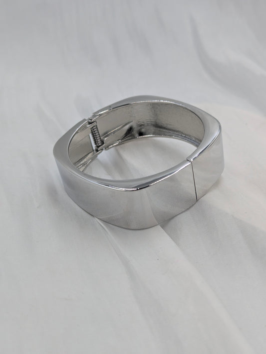 Square Chunky Bracelet