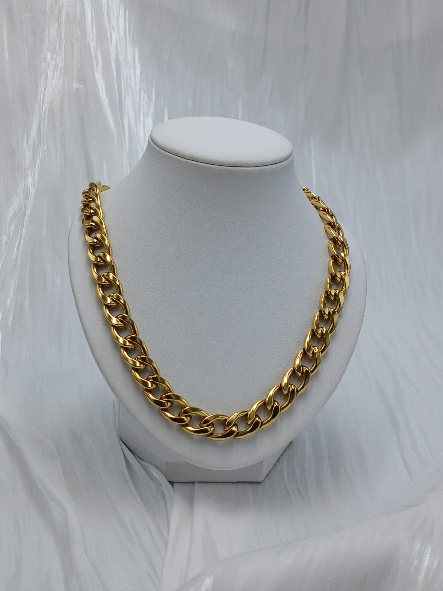 Chunky cuban necklace