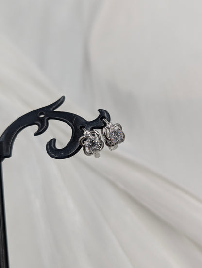 Dainty Hoop Earrings