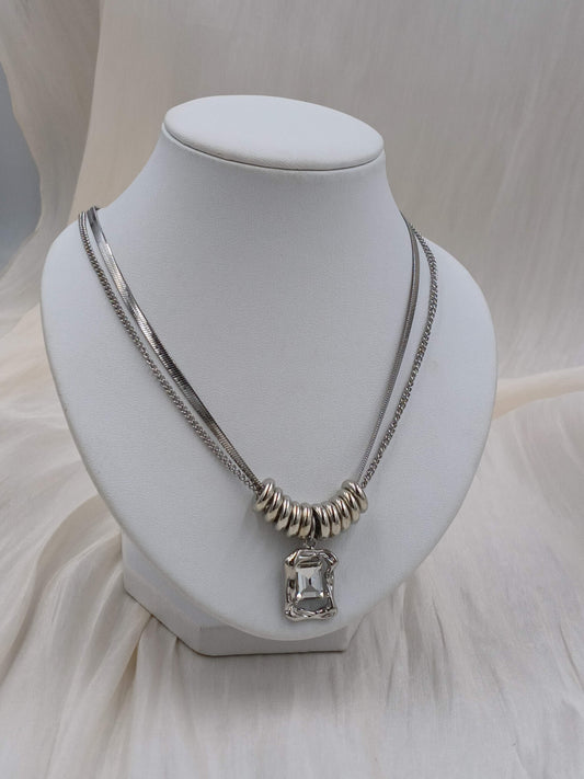 Dramatic Necklace