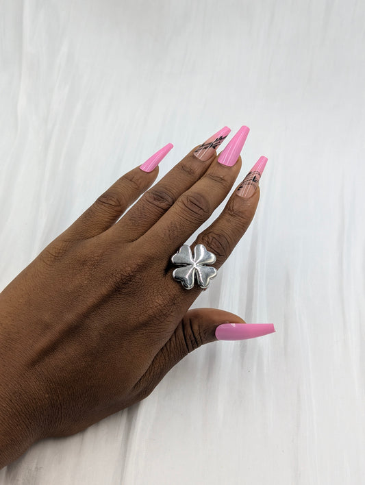 Flower Ring (size 9)