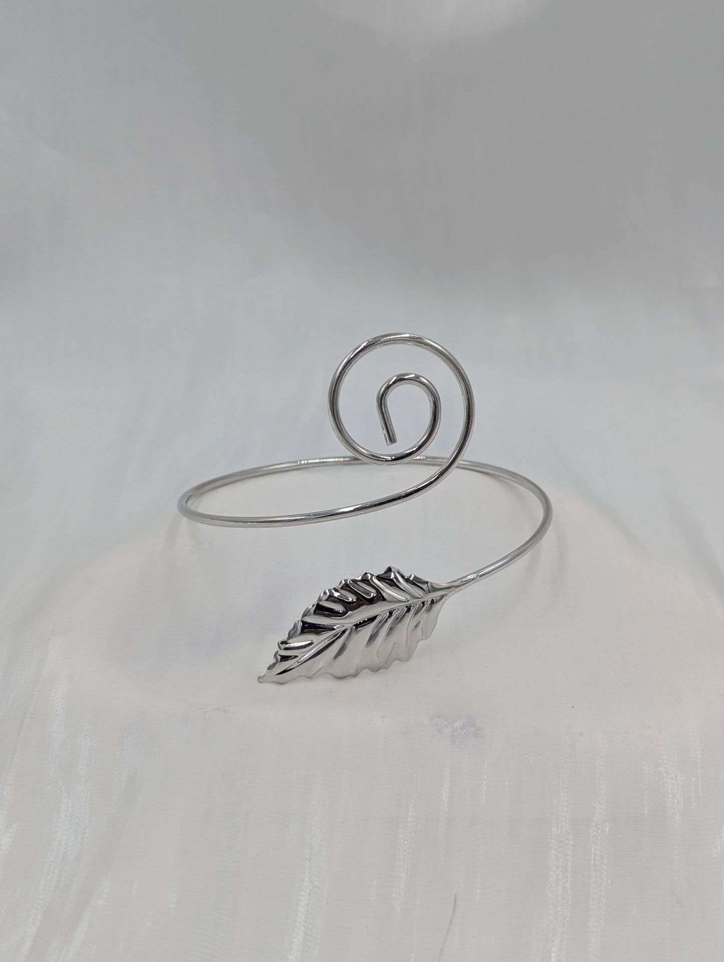 Spiral Leaf Arm Cuff