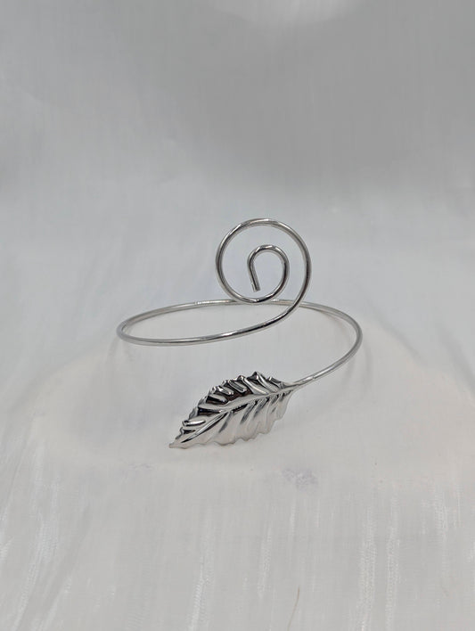 Spiral Leaf Arm Cuff