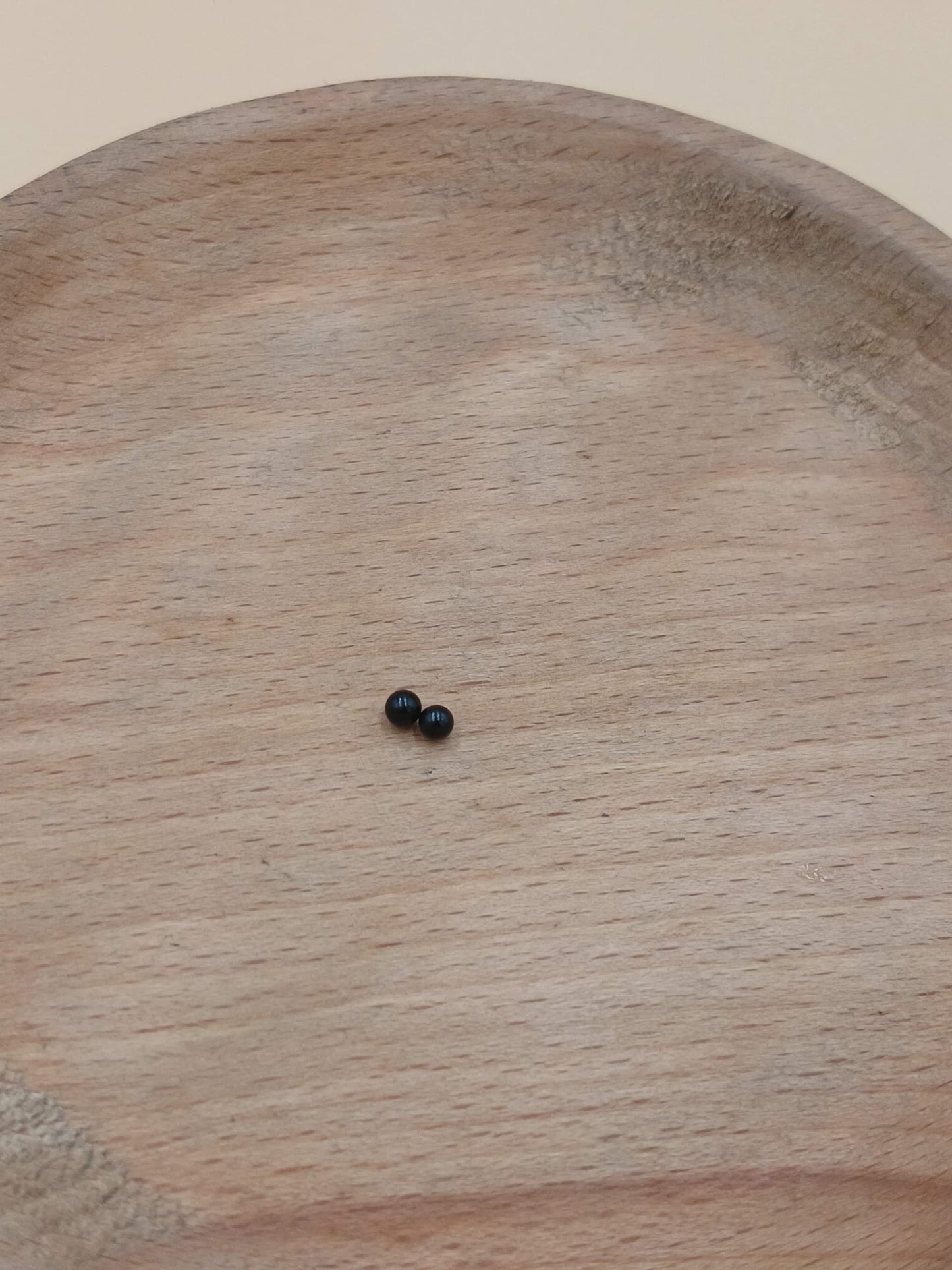 Nose magnetic stud