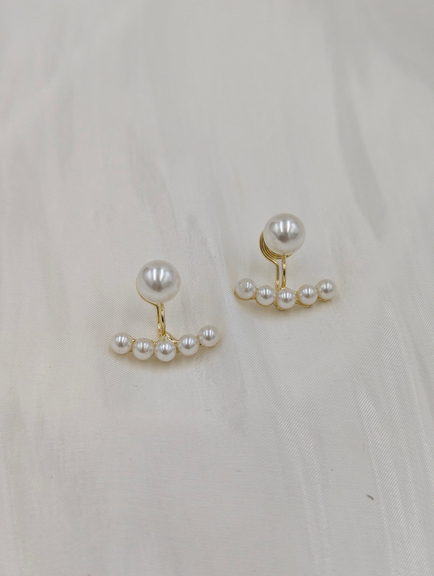 Pearl Clip on Earrings