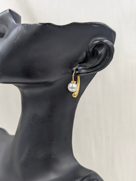 Cute Pearl Earrings