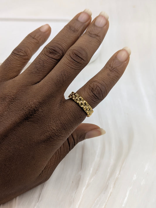 Tire Ring (size 8,11)