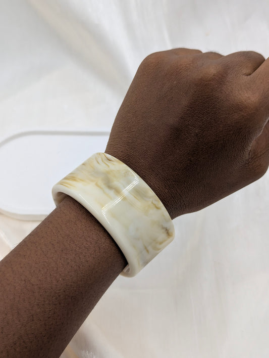 Milk Bangle