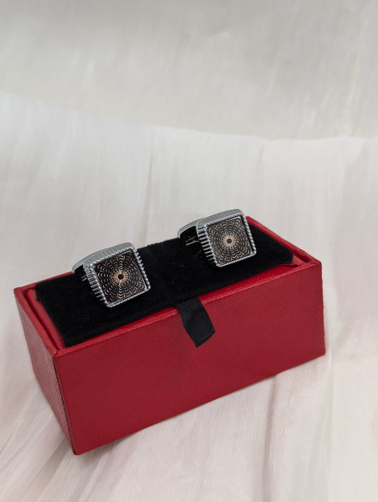 Cufflinks
