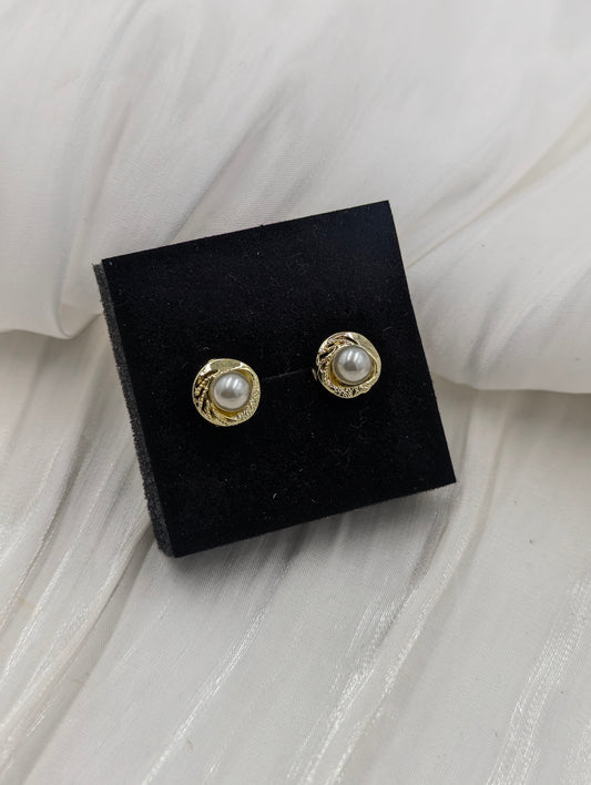 Pearl Studs