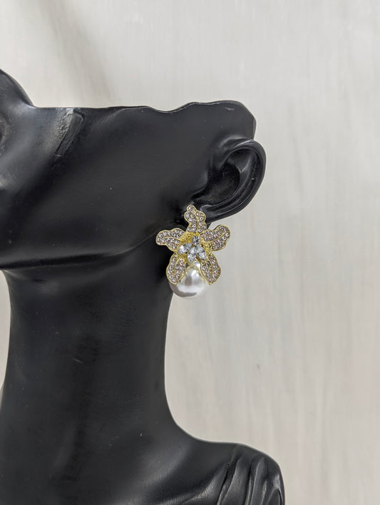 Lily Earrings