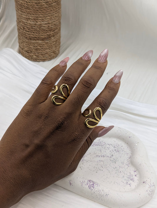 Lily Ring (adjustable)