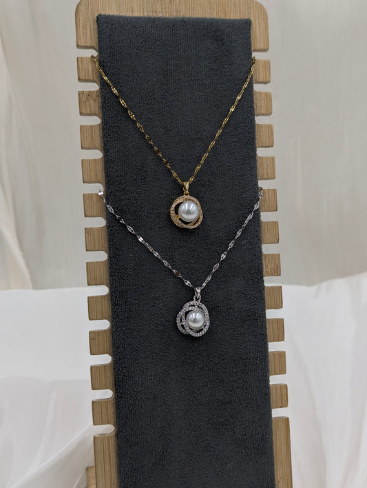 Pearl Halo Necklace
