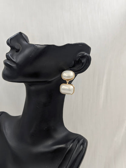 Elizabeth Earrings