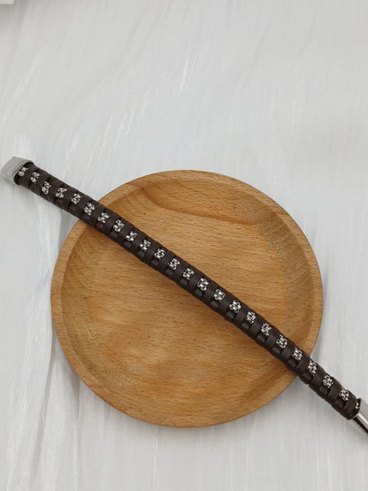 Leather bracelet